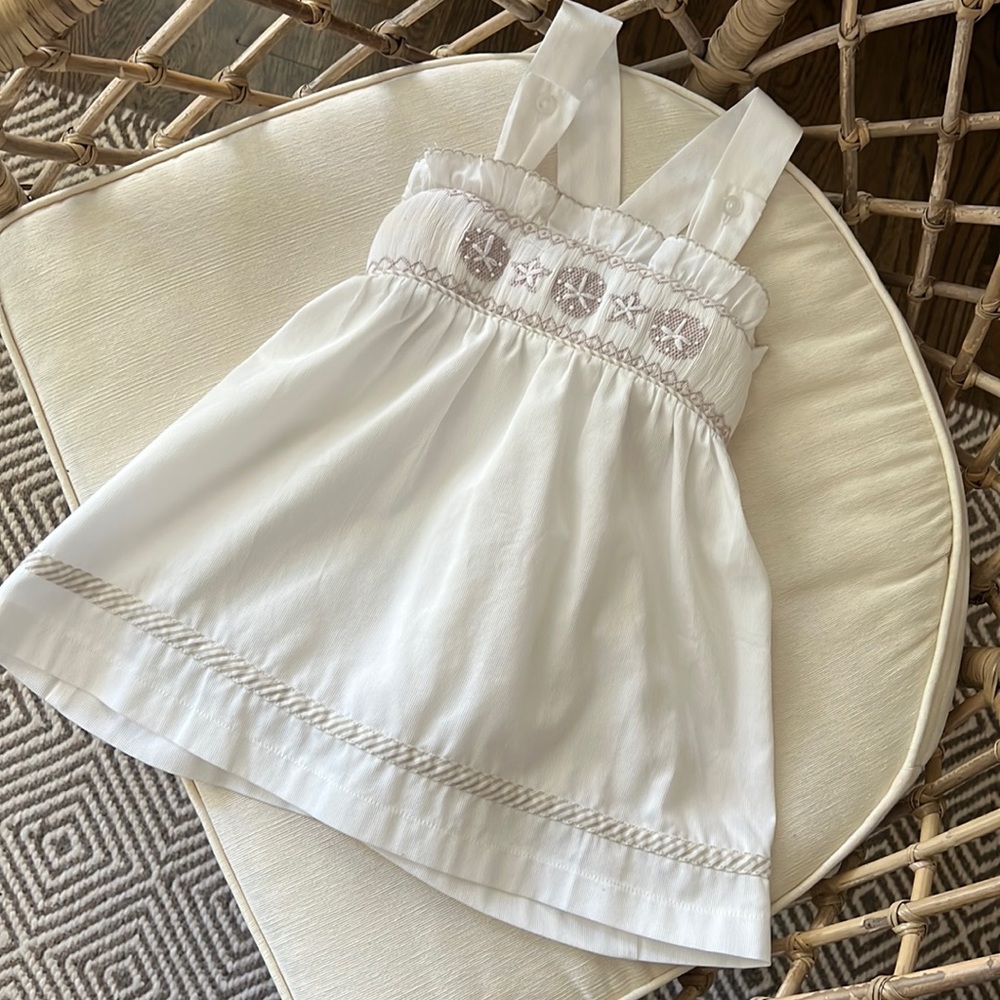 Shrimp & Grits Kids Smocked Top. Size 5.